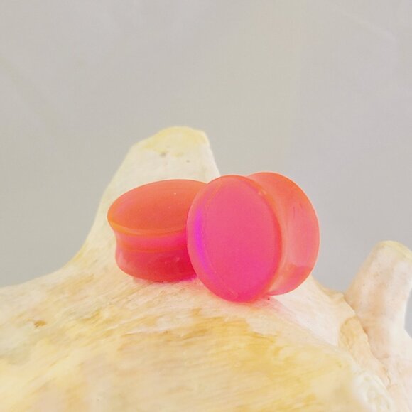 Pink acrylic plugs double flare semi transparent gauges NWT 20 mm 3/4 - Picture 2 of 5
